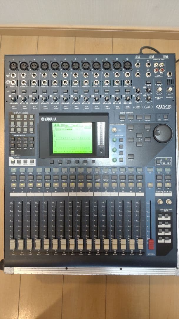 Yamaha 01V96 デジタルミキサー MY8-AD24付　ハードケース付