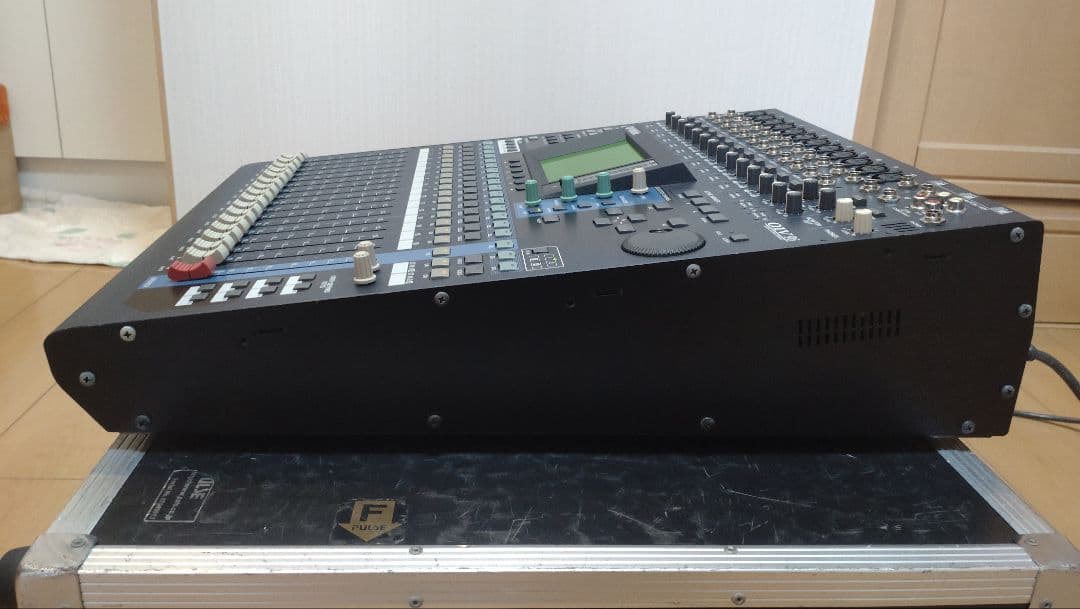 Yamaha 01V96 デジタルミキサー MY8-AD24付　ハードケース付
