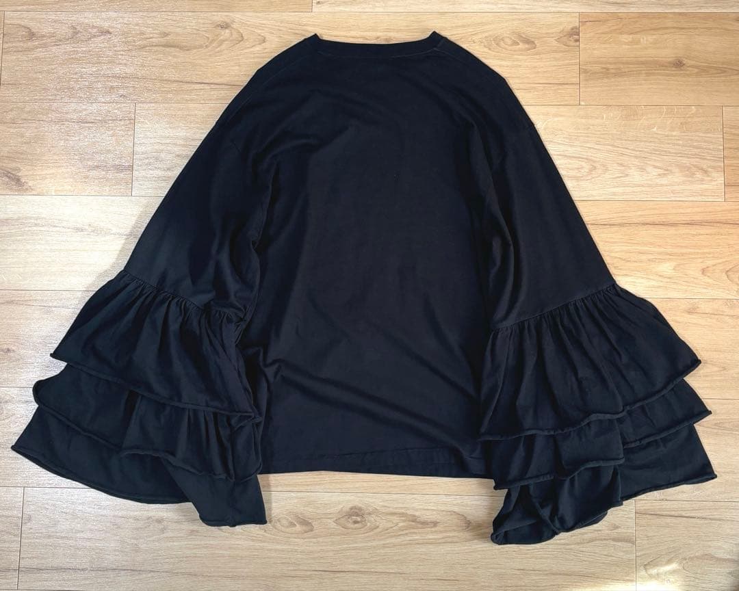 HOLIDAY SUPER FINE RUFFLE TOPS ラッフルトップス