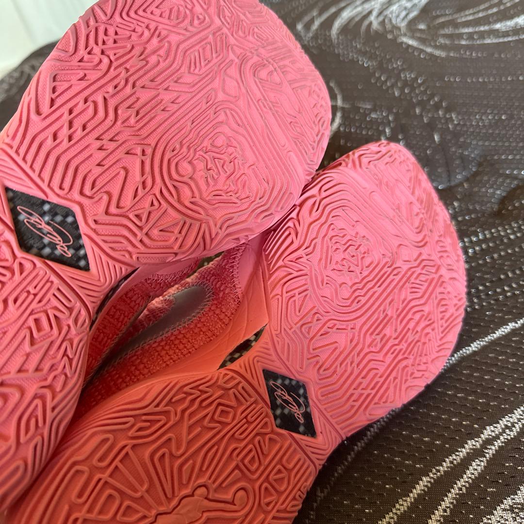 レブロン20 ピンクダイヤモンド