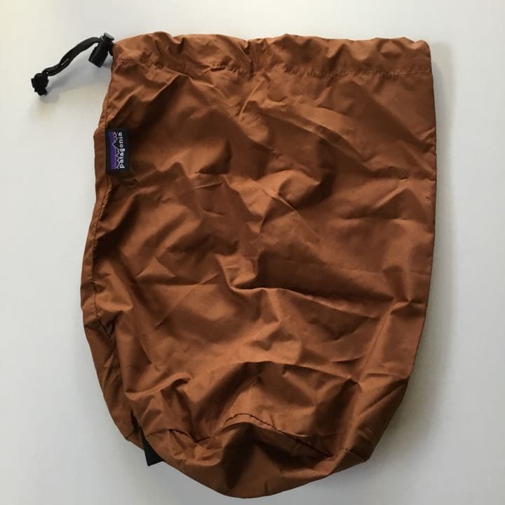 未使用　パタゴニア ダウンベスト SLINGSHOT スリングショット