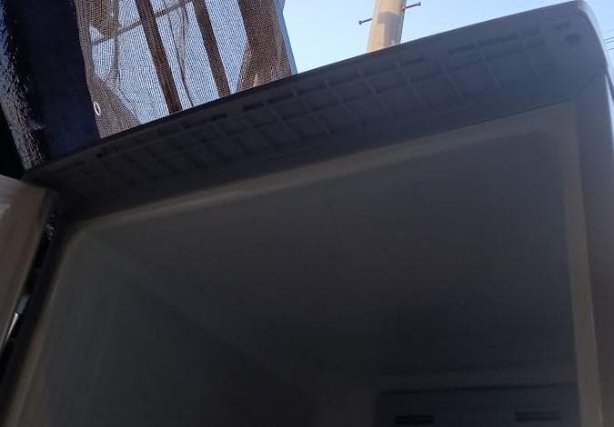 大阪府配送無料！SHARP 2ドア冷蔵庫 2011年 動作品 大阪市 大阪府