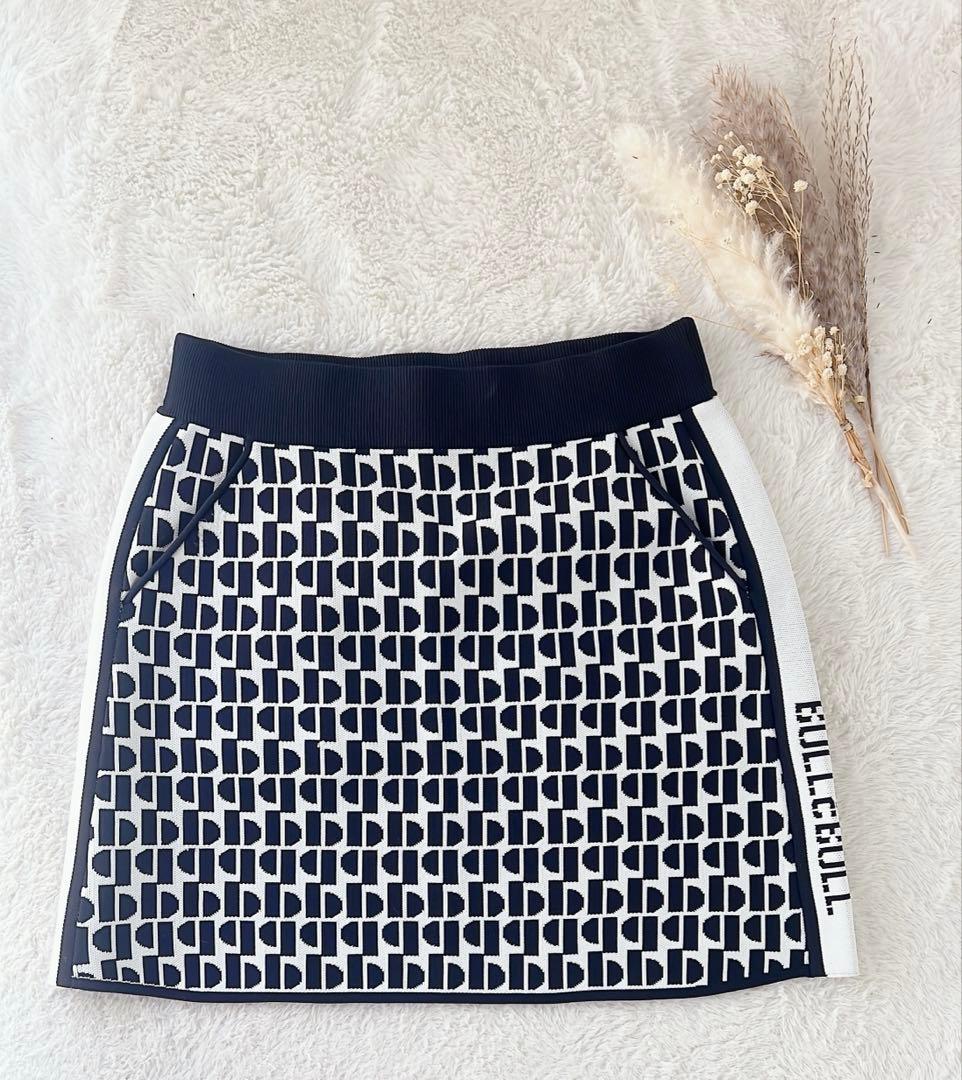 Bull&Bull レディース ゴルフ セットアップ幾何学柄 ブラックホワイト