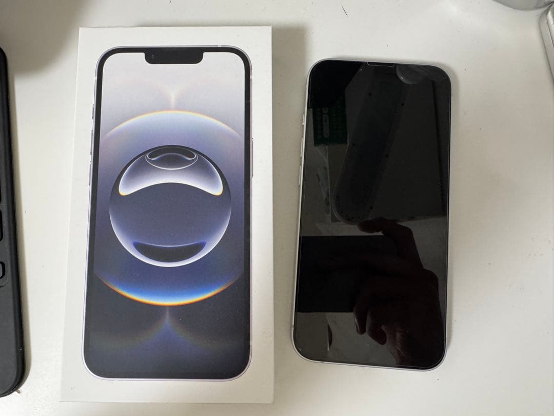 iPhone 16e ホワイト 128GB