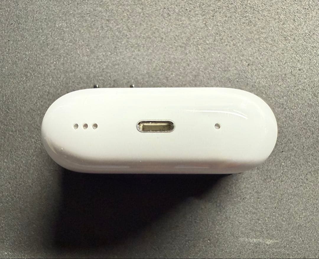 Apple AirPods Pro2 & ケース