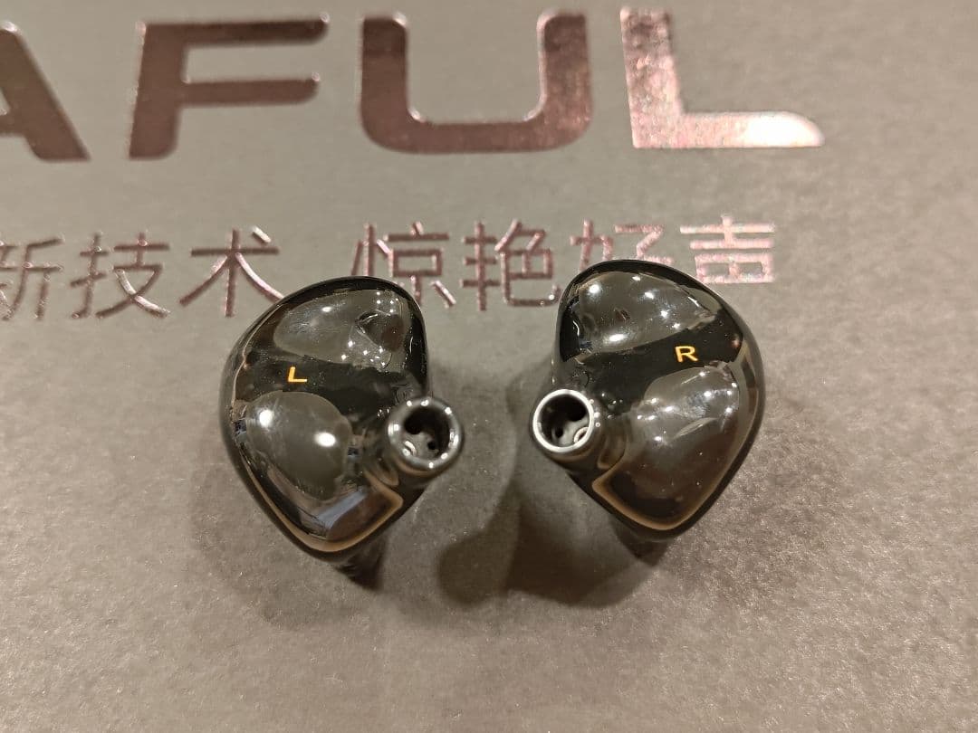 AFUL PERFORMER8 ケーブル4.4　リケーブル可能イヤホン