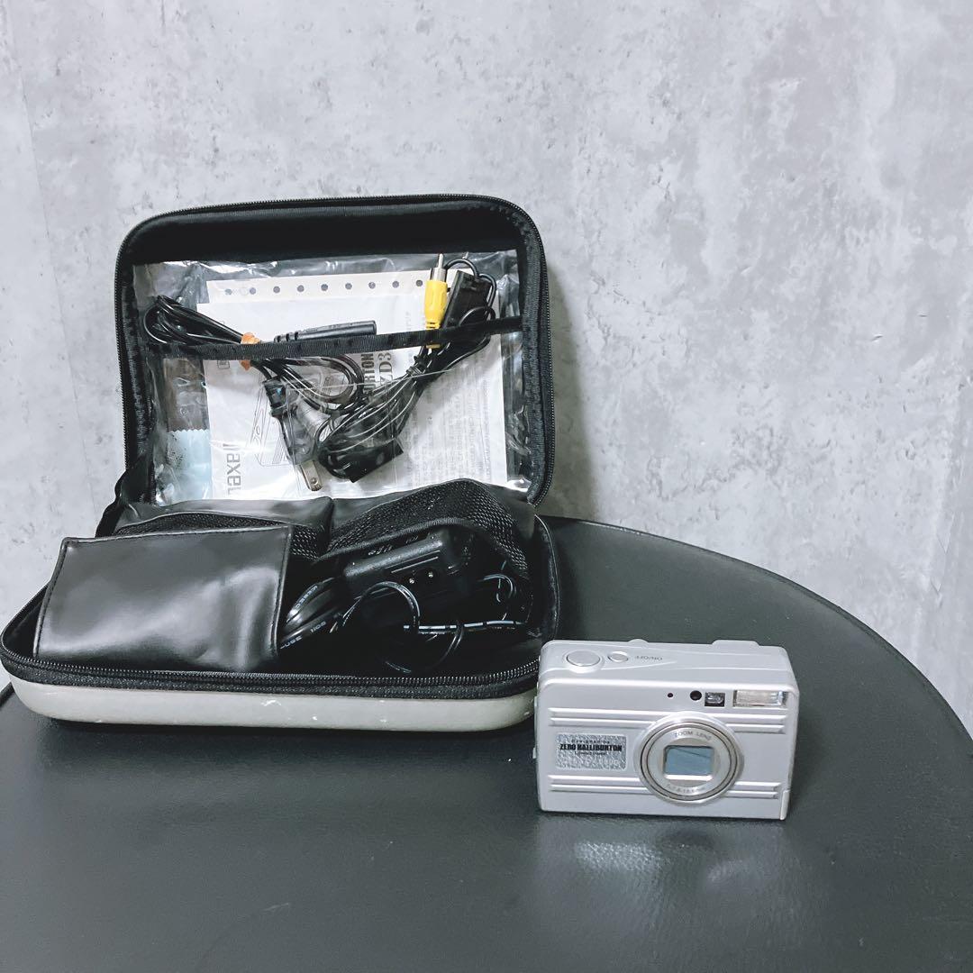 【希少】マクセル ゼロハリバートン ZD3 デジタルカメラ