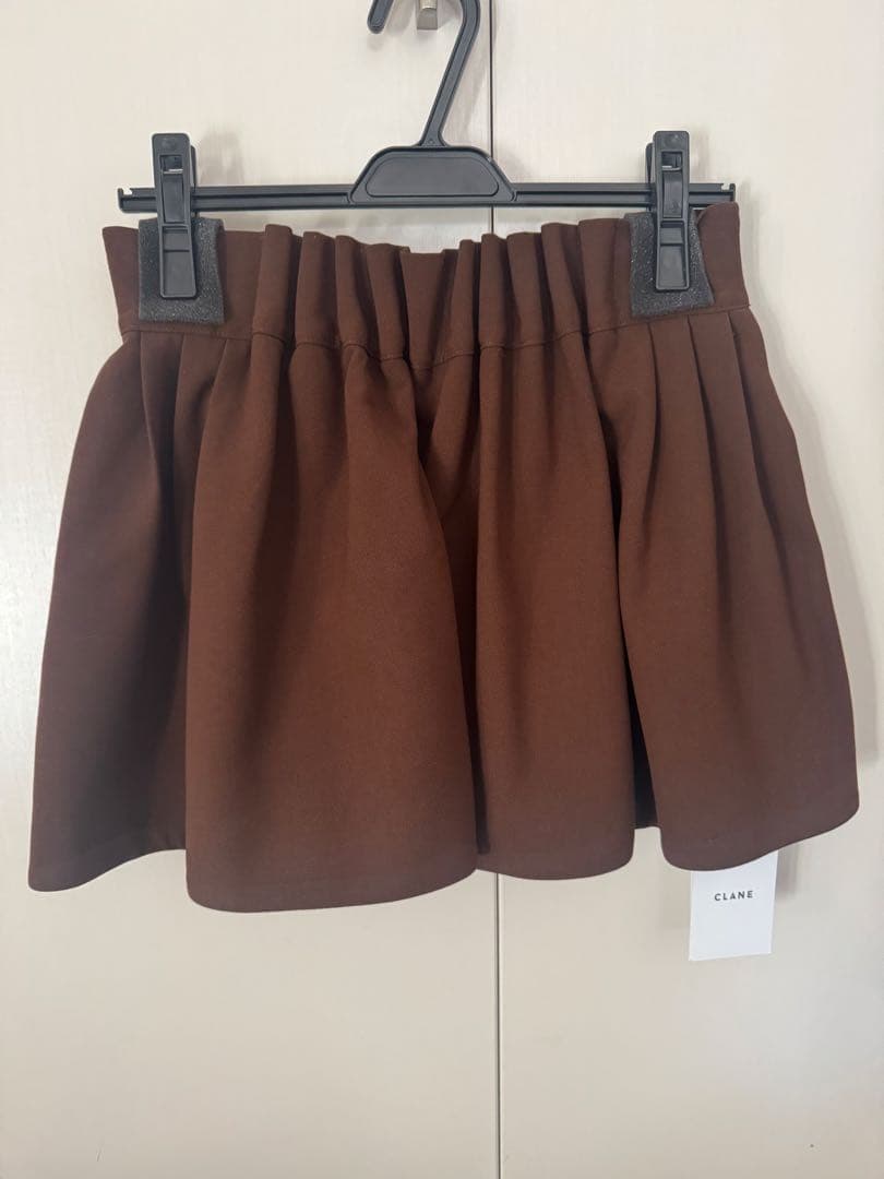 CLANE LOW WAIST TUCK SHORT PANTS ブラウン 1