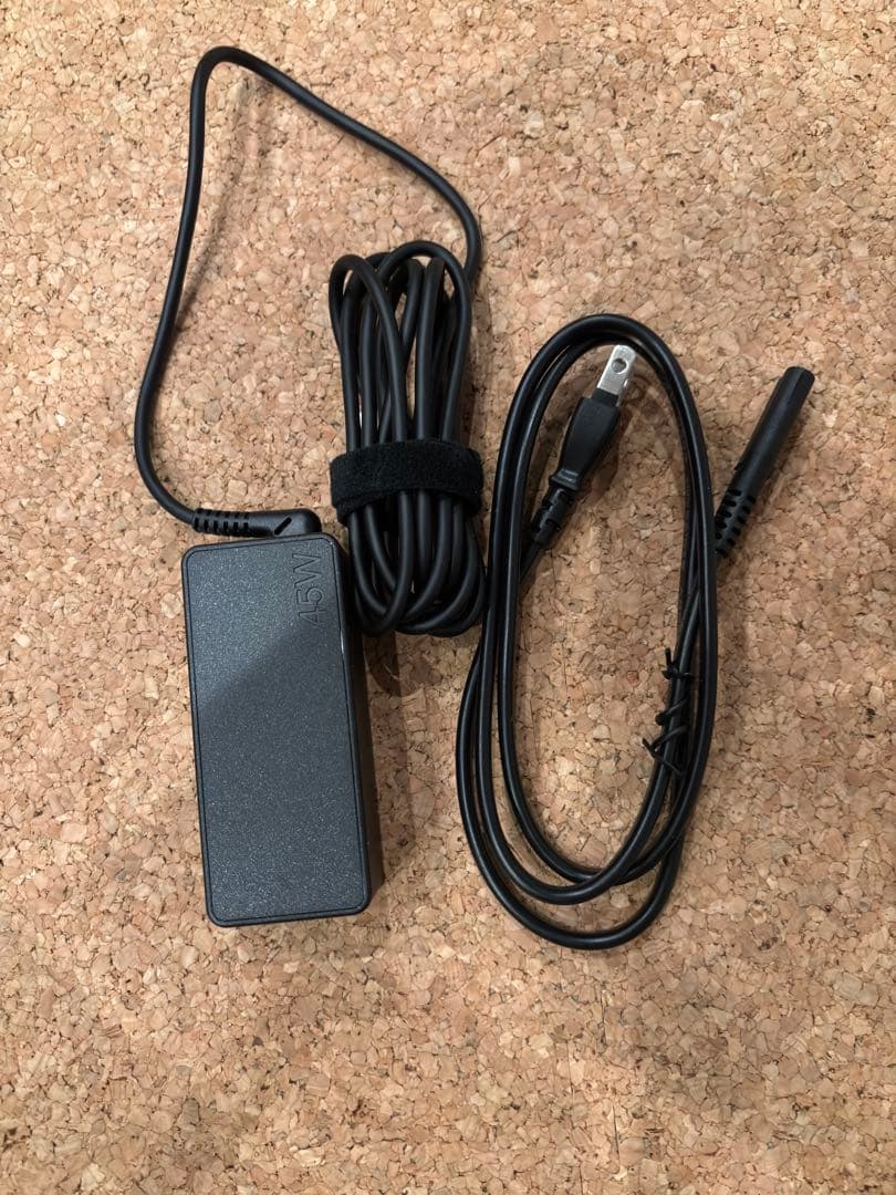 富士通 WU-X/E3 i7-1165G7 RAM16G SSD512G