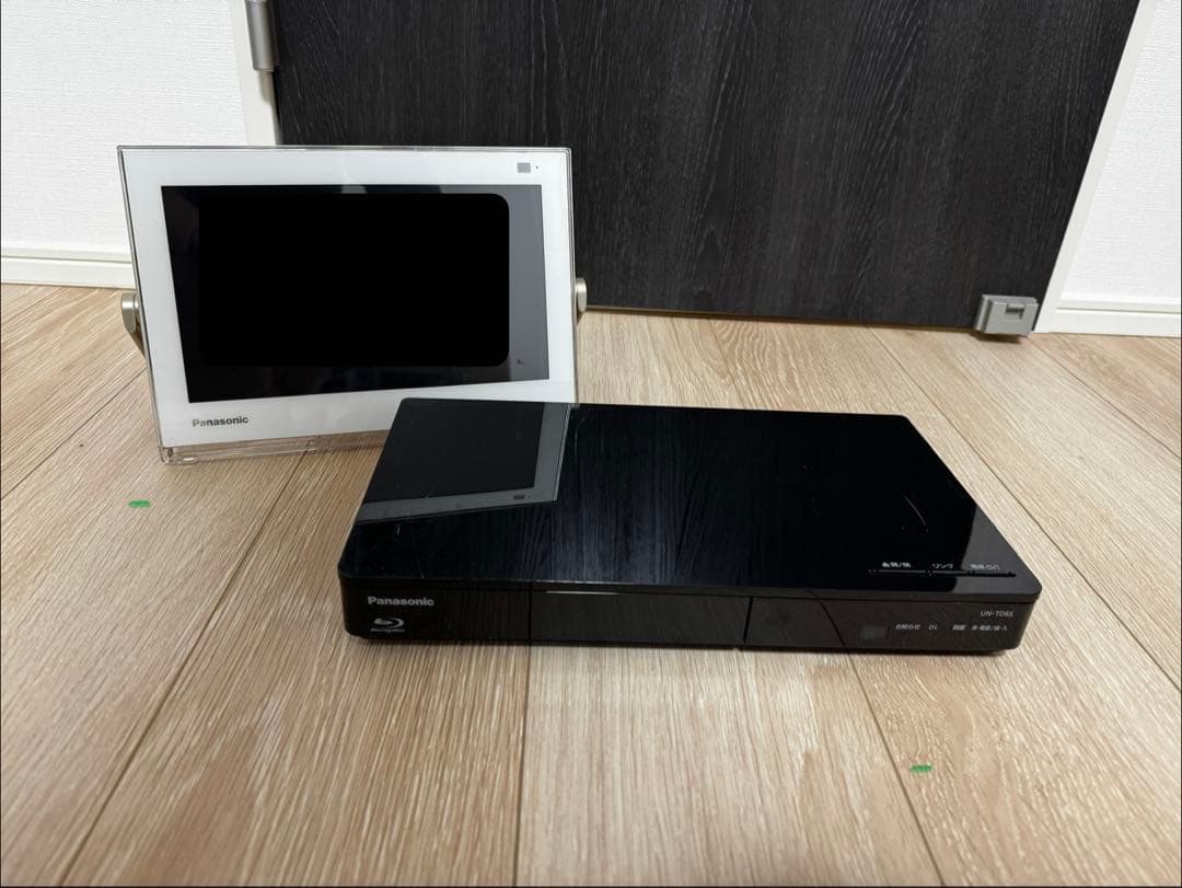 Panasonic15インチポータブルTV/レコーダー UN-TD6S