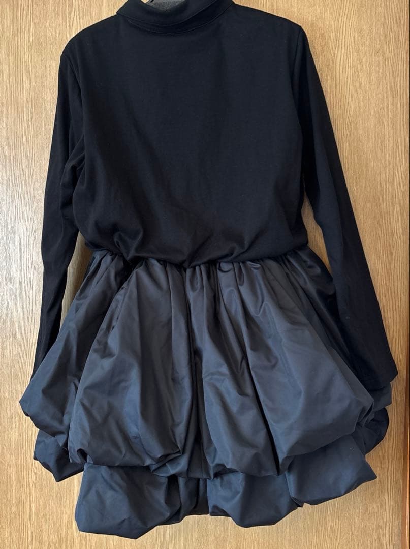 トップス YOKO Bee