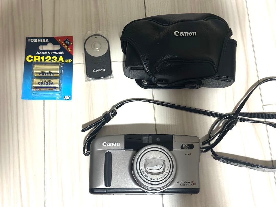 美品リモコン付きCanon Autoboy S II コンパクトフィルムカメ