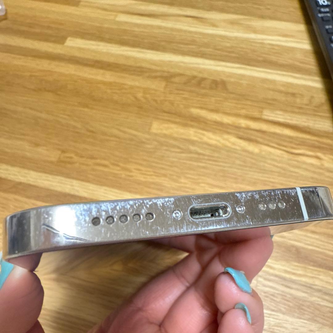 Apple iPhone 12 Pro シルバー 6.1インチ