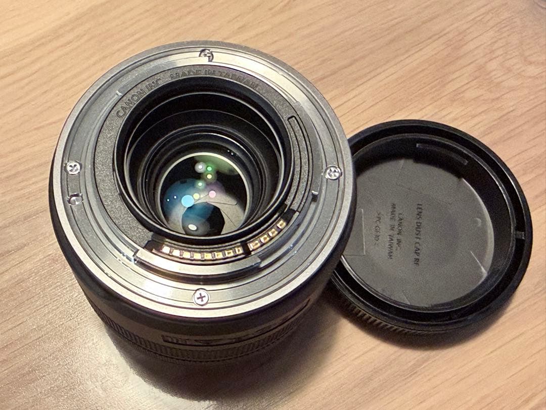 キャノンCanon RF35mm F1.8 MACRO IS STM