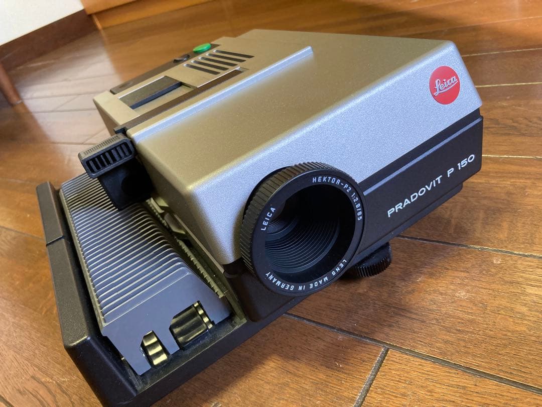☆ks☆ Leica PRADOVIT P 150 フィルムプロジェクター