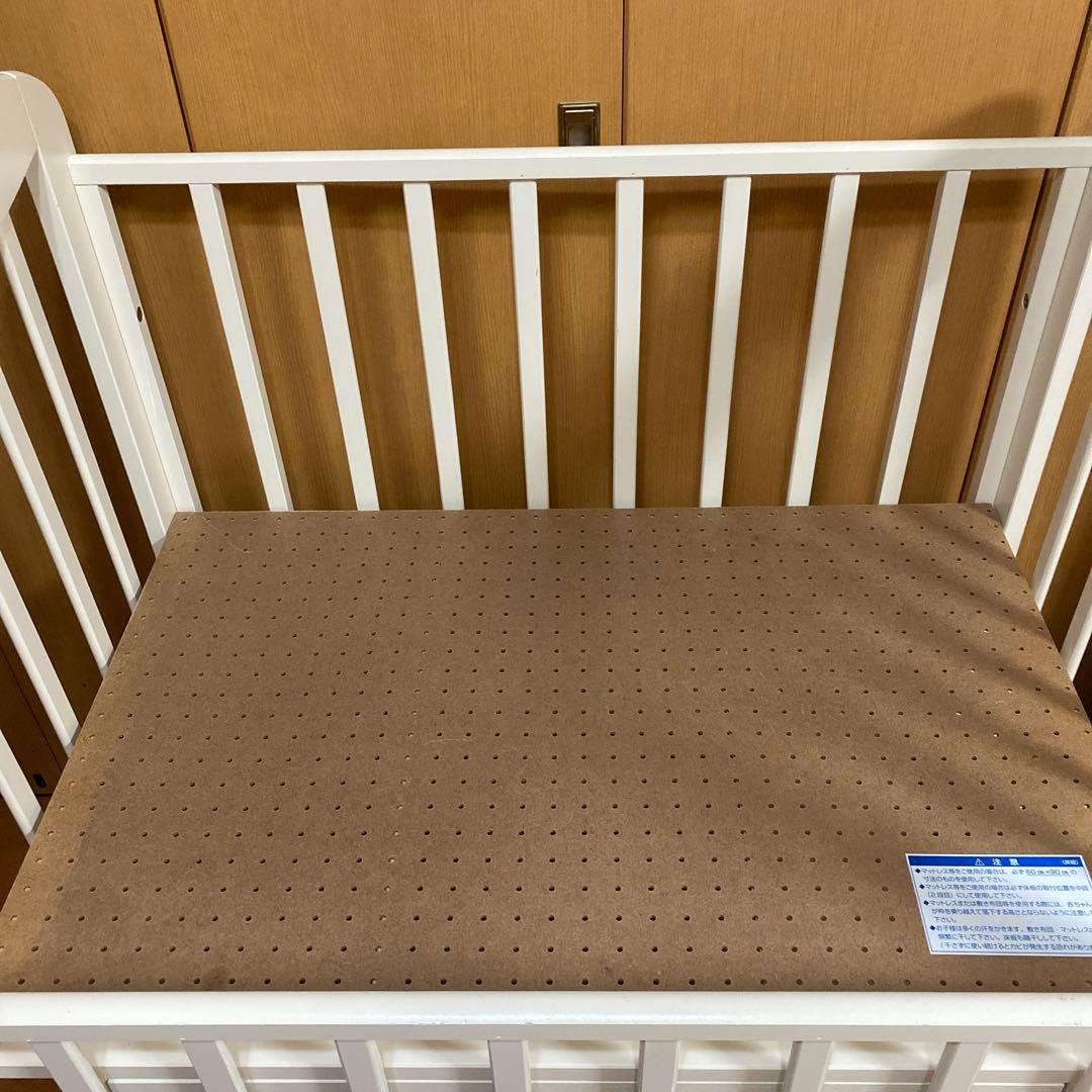 カトージ ベビーベッド ミニ立ちベッド プチバニラ 02356 直接取り引き可