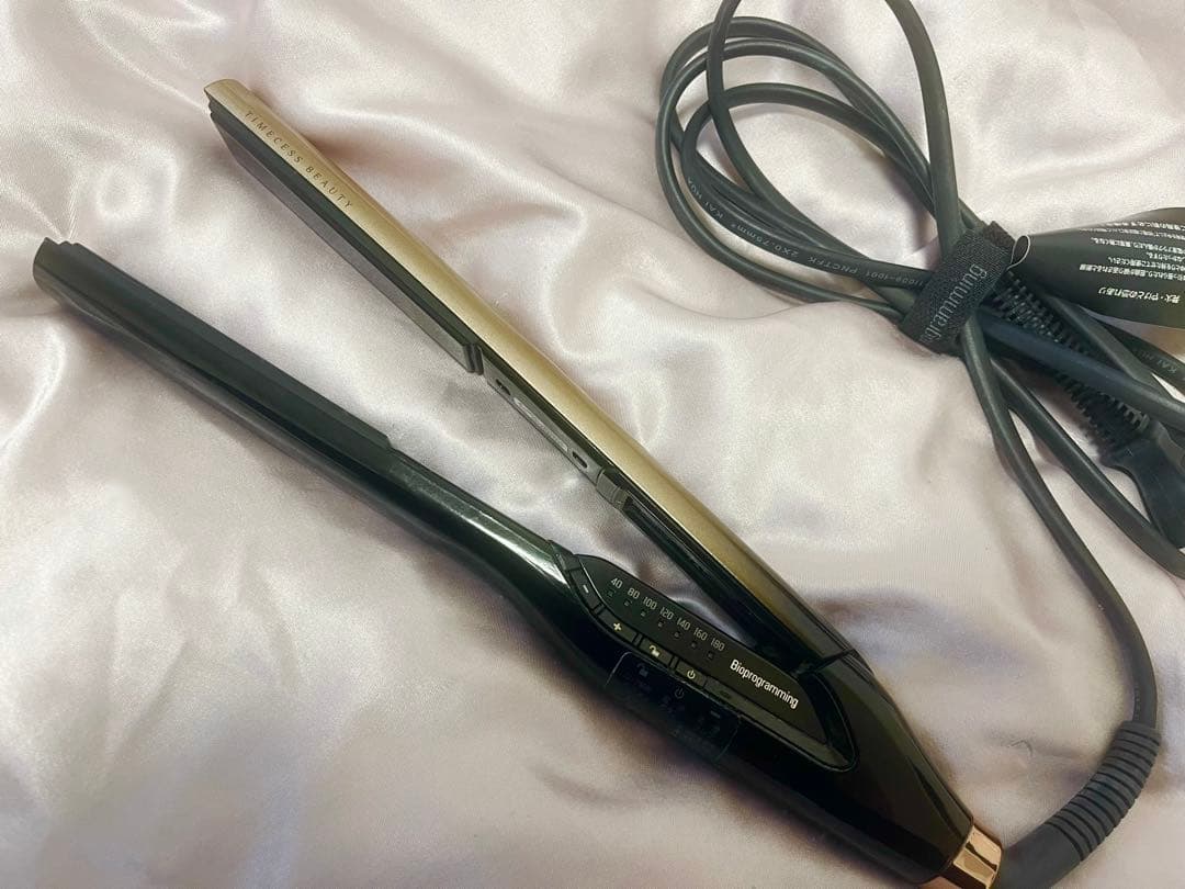 HAIRBEAURON 4D Plus HD ヘアアイロン　ヘアビューロン