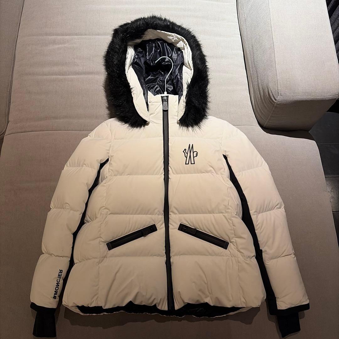 MONCLER⭐︎キッズスキーウェア上下セット ホワイト 10Aサイズ