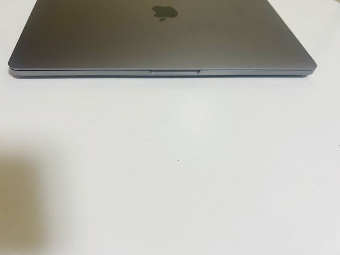 MacBook本体 Macbook Pro 2020 i7/16GB/1TB