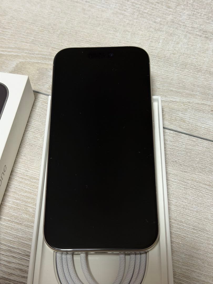 iPhone 16 Pro 128GB ナチュラルチタニウム Sim free