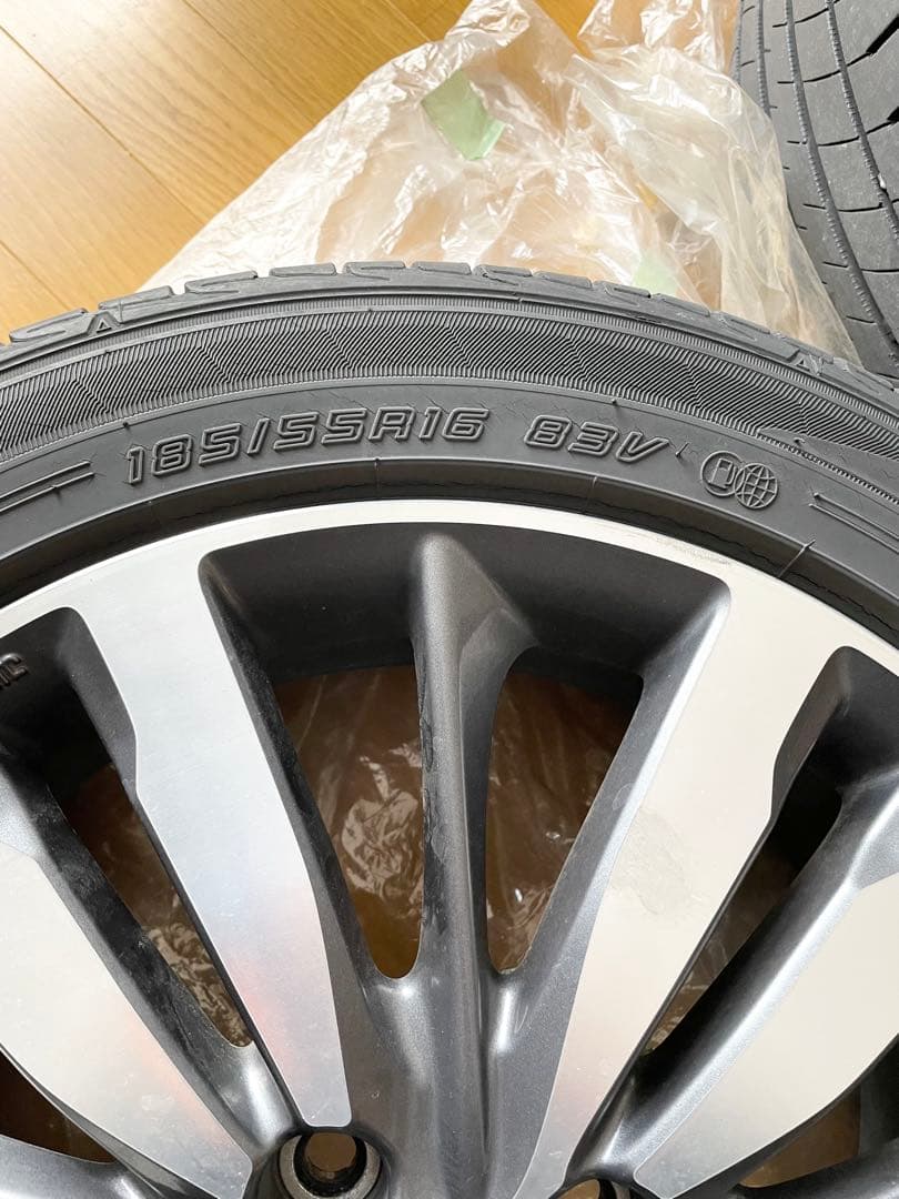 ホンダフィット3 GP5 純正ホイール185/55R16
