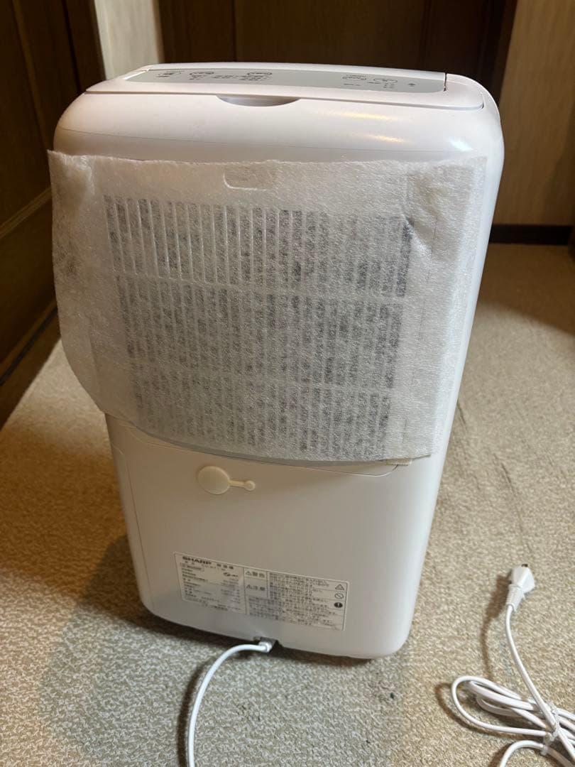 シャープ 除湿機 ホワイト　CV-R71-W