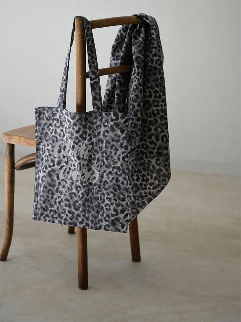 新品 ハグオーワー レオパード pt. エコバッグ＆スカーフ グレー