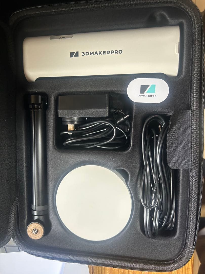 3DMAKERPRO 3Dレーザスキャナー 本体と付属品