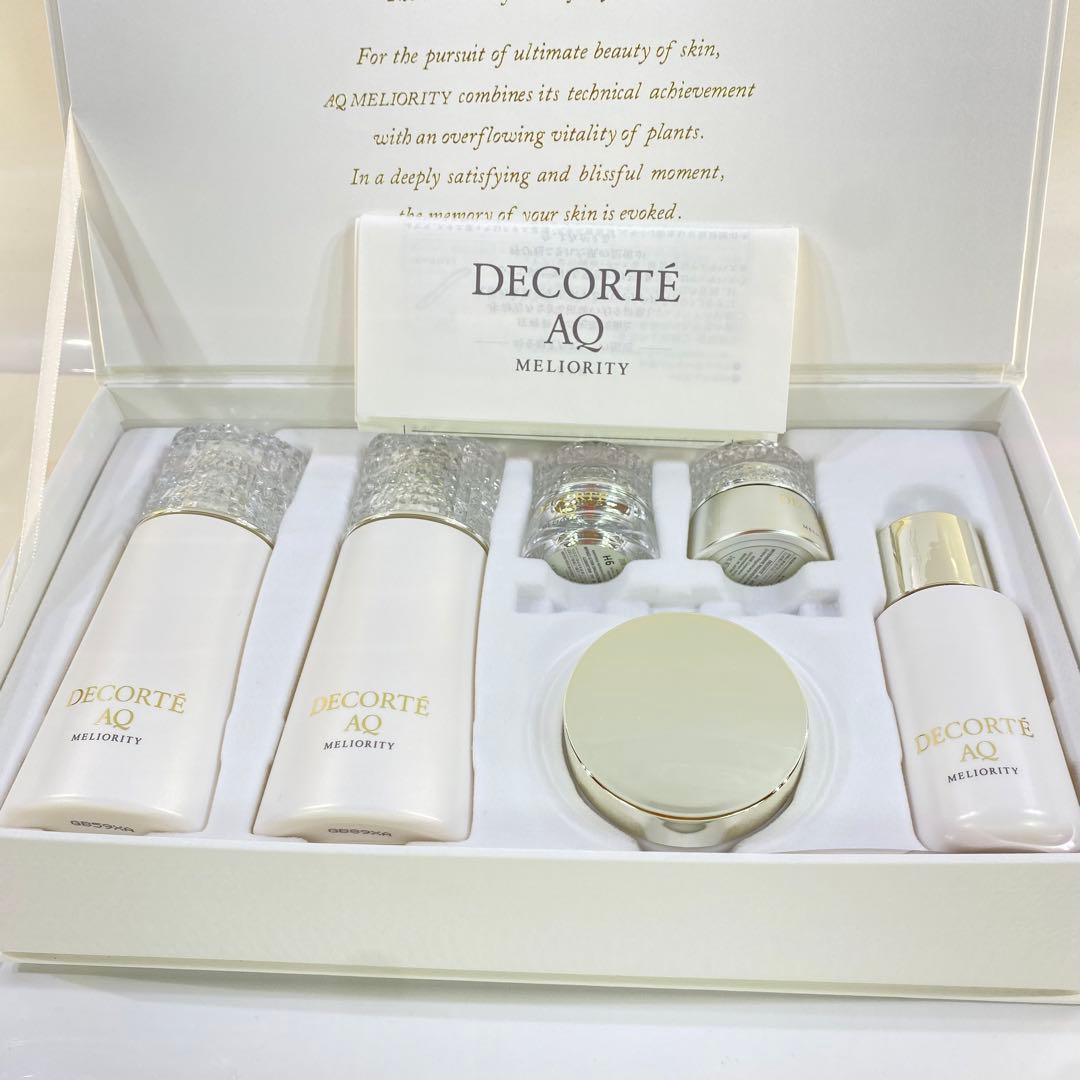 コスメデコルテ AQミリオリティ　ラグジュリアス　コフレ n