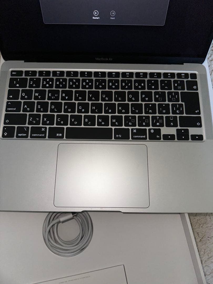 Apple MacBook Air(M1, 2020)シルバー 本体