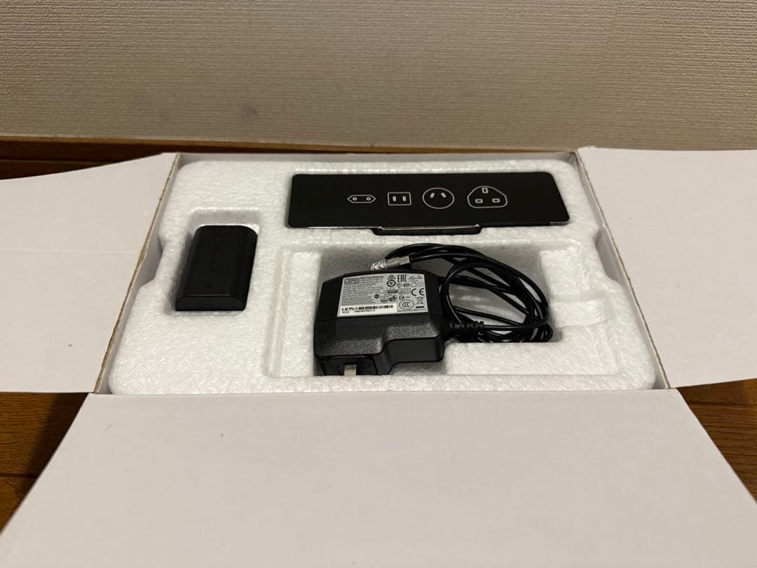 Blackmagic Pocket Cinema Camera 4K 本体