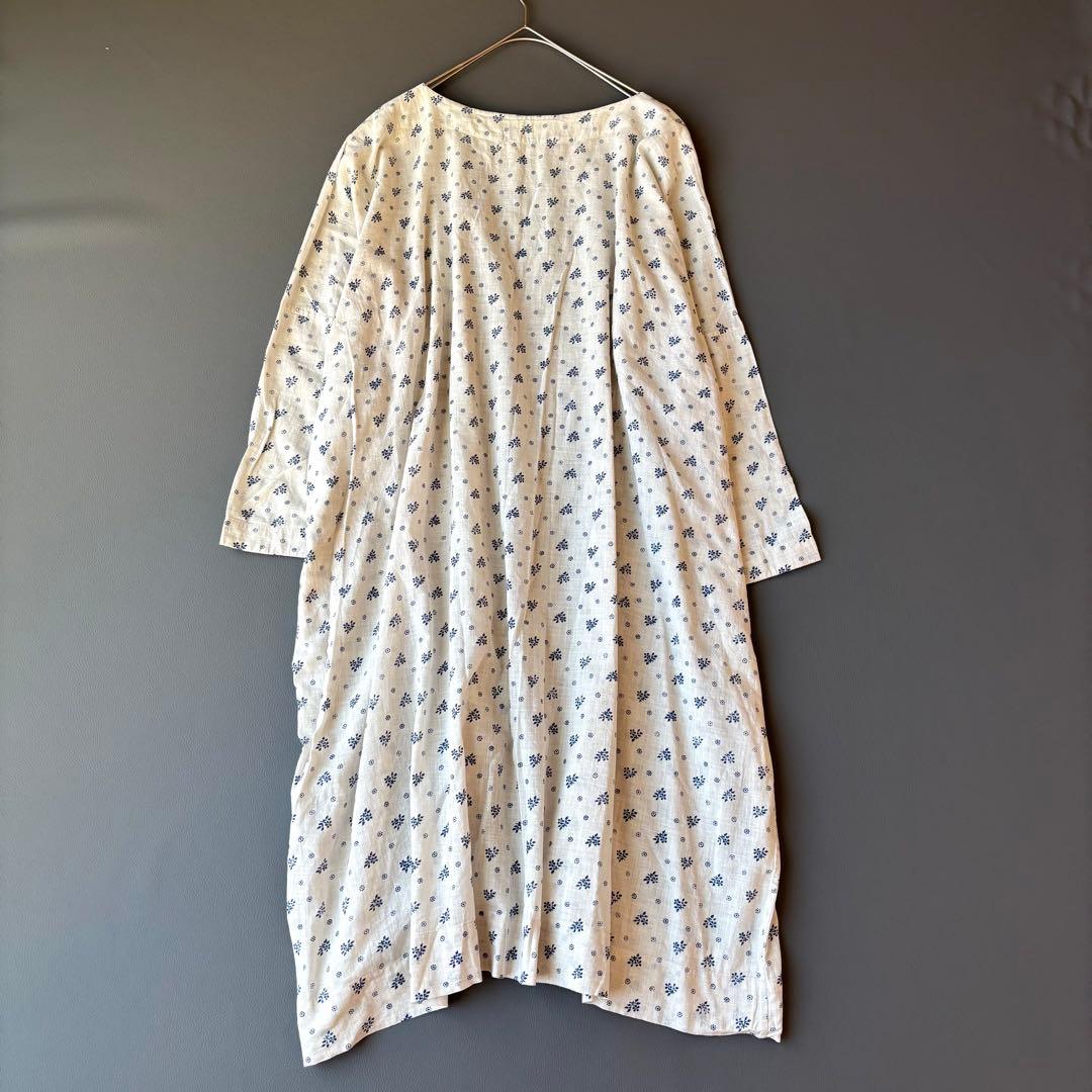 45R ロングワンピース　フラワープリント　小花柄　ガーゼ生地　ワイドシルエット