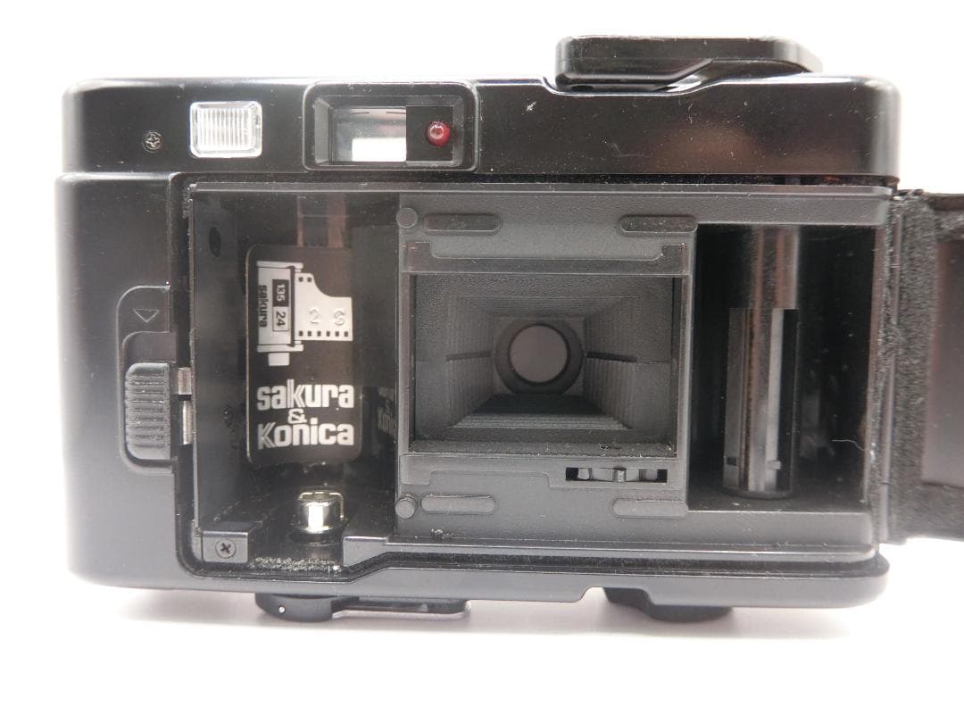 【完動品】 KONICA C35 EF3 コンパクトフィルムカメラ 動作確認済み