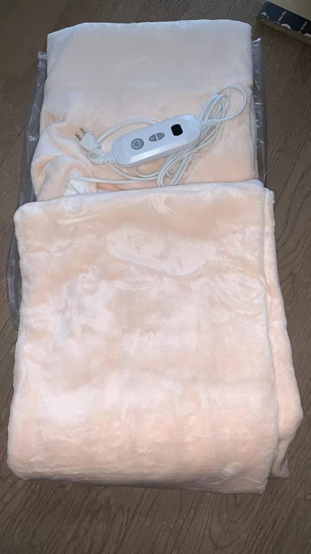 ふんわり暖かな電気毛布 掛け敷き兼用 6段階温度調整