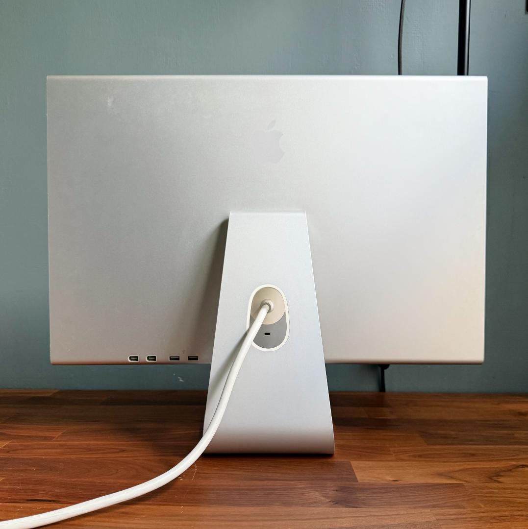 Apple Cinema Display 23インチ USB-C変換付き