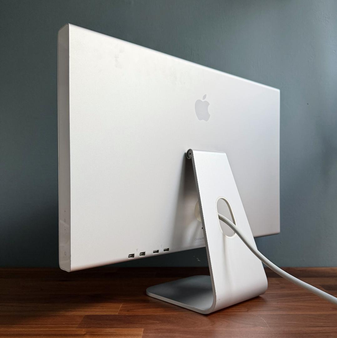 Apple Cinema Display 23インチ USB-C変換付き