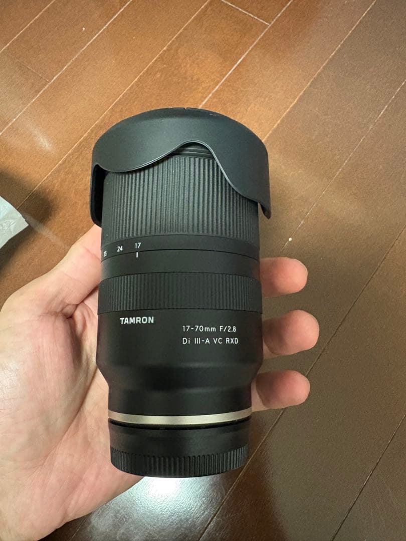 [美品]Sony α6400 ミラーレスカメラ + Tamronレンズセット