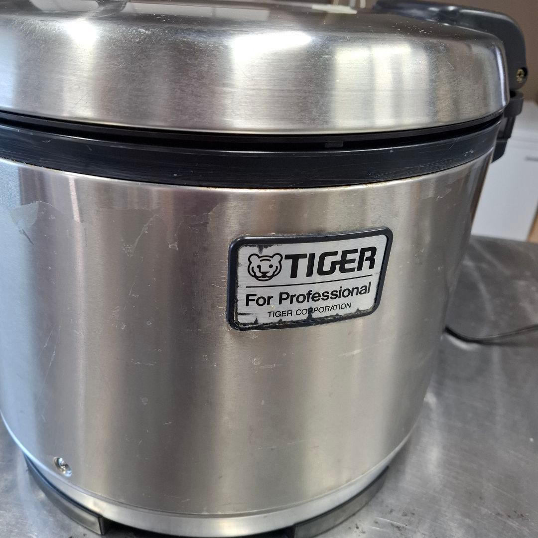 TIGER ステンレス炊飯器　1.5升　業務用