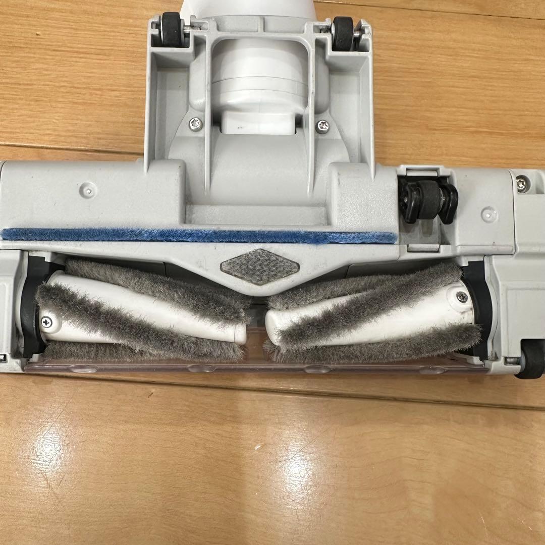 Panasonic MC-NS10K コードレス掃除機 2023年製