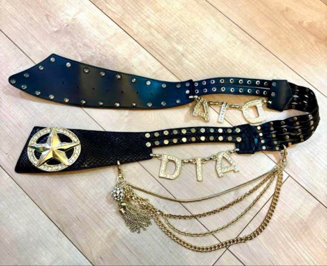 ｄ．i．ａ スタッズ付きチェーン派手ベルト