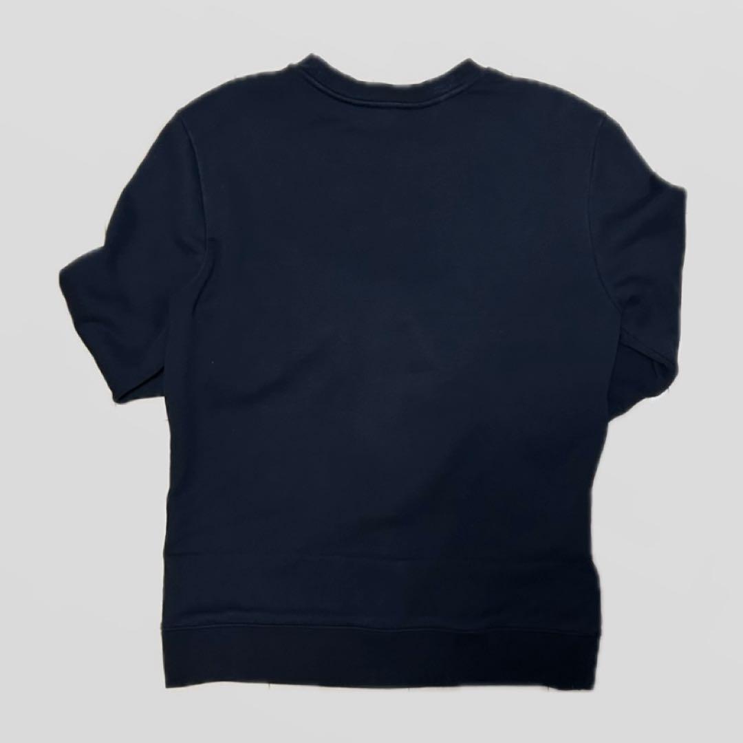 V.P.C.ロゴ入りネイビートレーナー