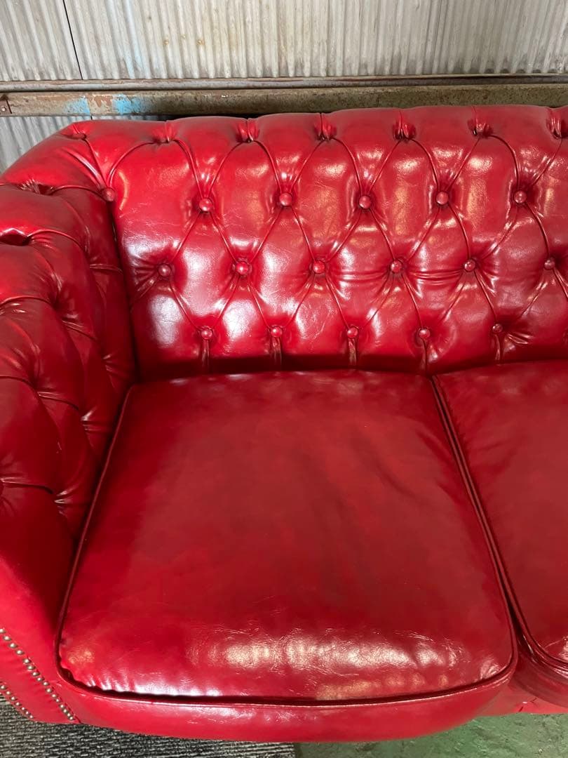 【パオパオ】チェスターフィールド 2人掛けソファ