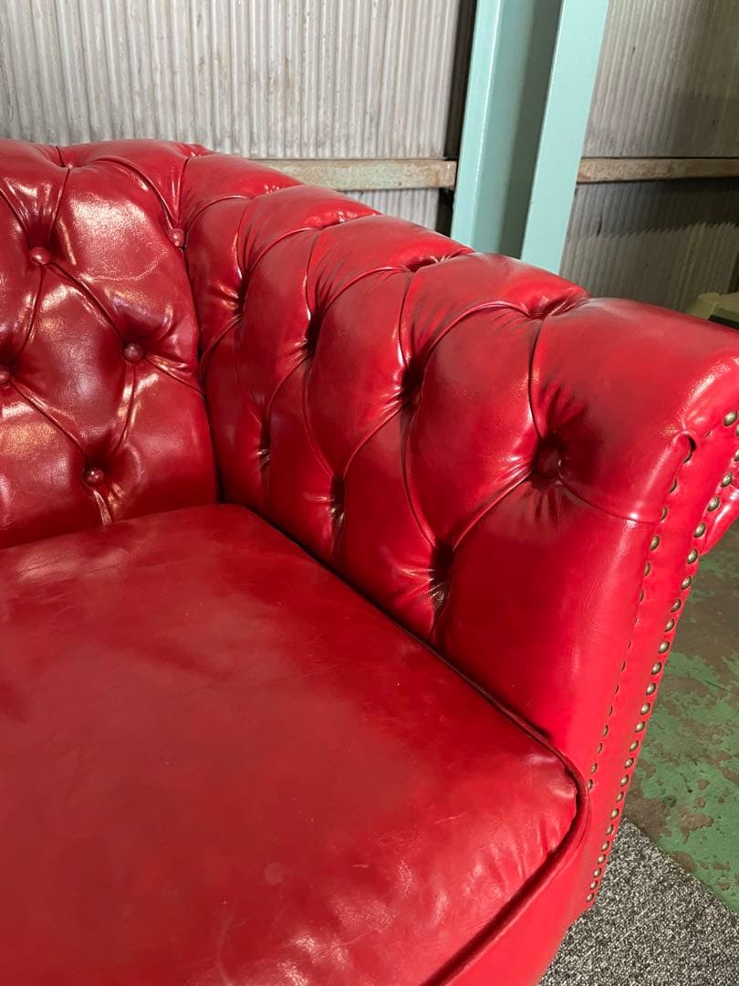 【パオパオ】チェスターフィールド 2人掛けソファ