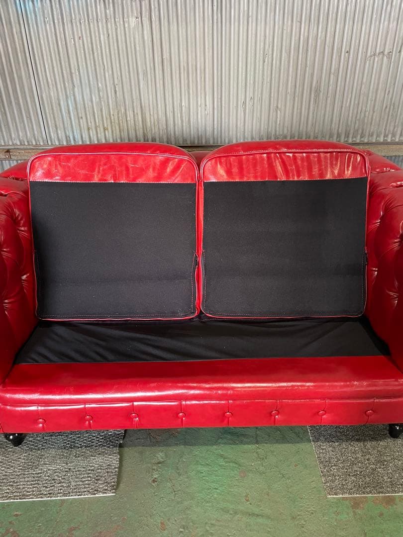 【パオパオ】チェスターフィールド 2人掛けソファ