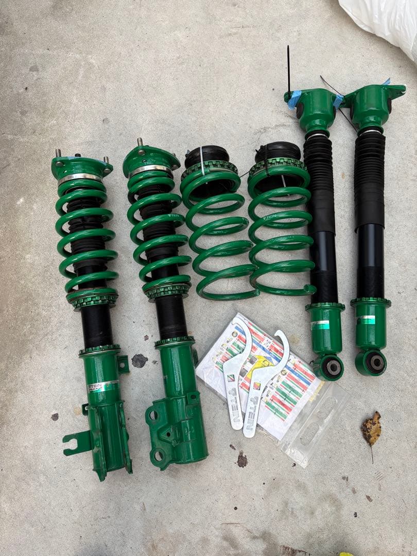 CX8 2WD テインフレックス？ 車高調