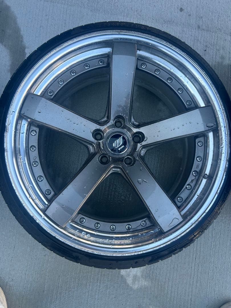 ワーク　ジースト２本　バリ溝タイヤ