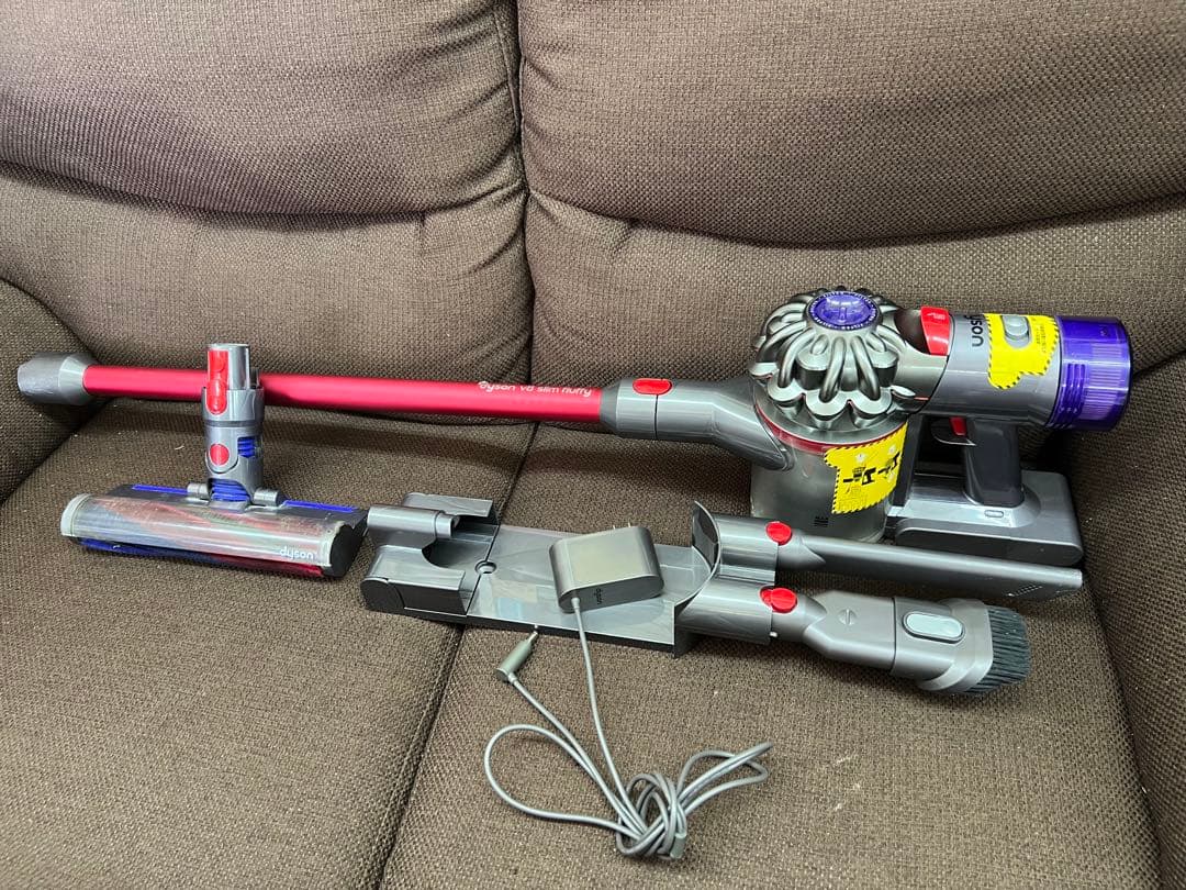 Dyson コードレス掃除機Dyson Vo Slim Fluffy スティック