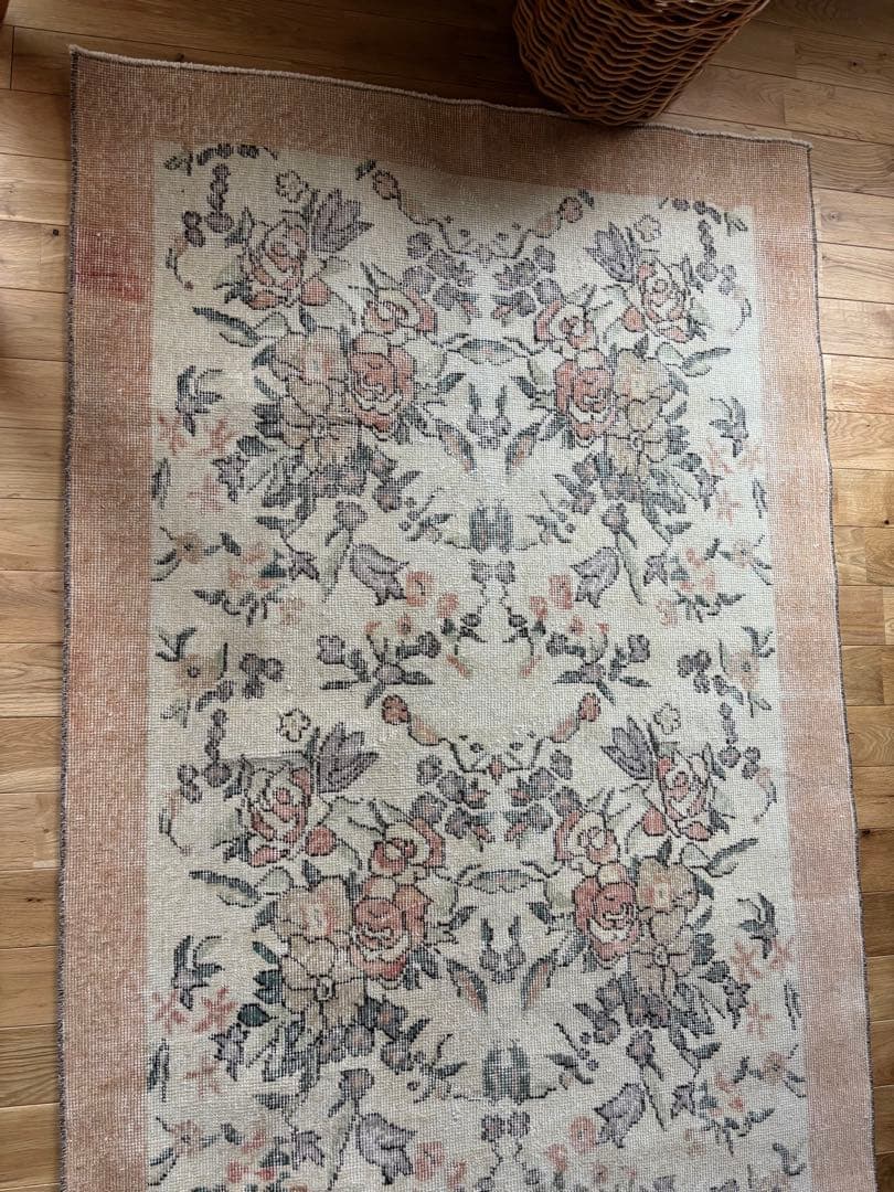 レア！　ヴィンテージ　トルコラグ　花柄　アンティークラグ