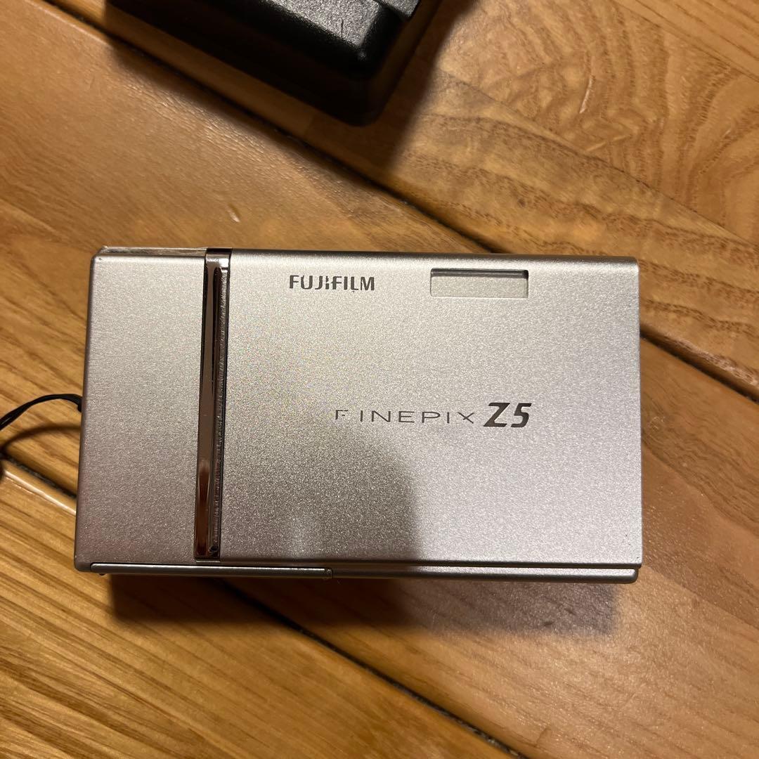 Fujifilm FinePix Z5 富士フィルム　充電器　XDカード128