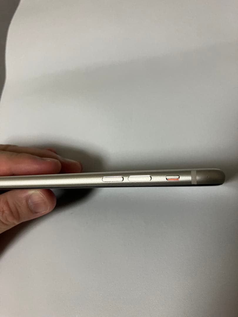 Apple iPhone SE 第3世代 バッテリー100% simフリー